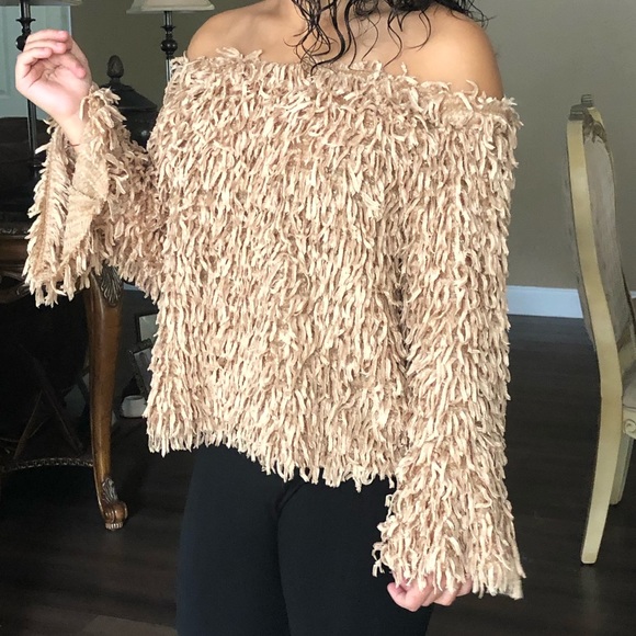 Love Riche Tops - Loveriche Fringe Off Shoulder Long Sleeves Top